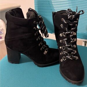 Kelly and Katie Women's Black Lace-Up Ankle Boots